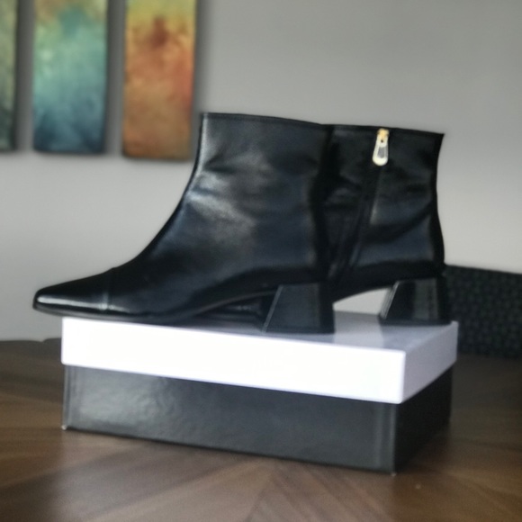 ROBERTO FESTA BLACK PATENT ANKLE BOOTS - Picture 10 of 11